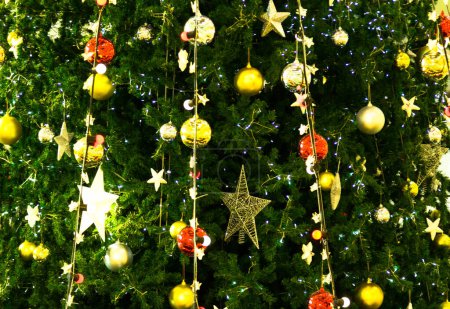 Téléchargez les photos : Arbre de Noël et décorations de Noël - en image libre de droit