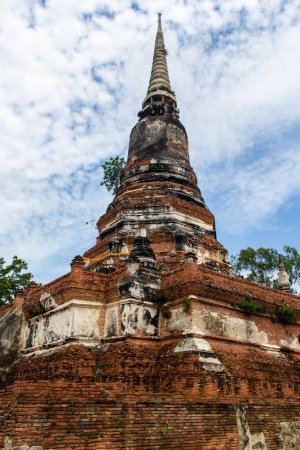 die antike pagode im ayutthaya historischen park thailand