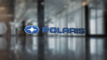 Téléchargez les photos : 20 novembre 2023. Le logo de Polaris sur la fenêtre d'un hall dans un quartier d'affaires.. - en image libre de droit