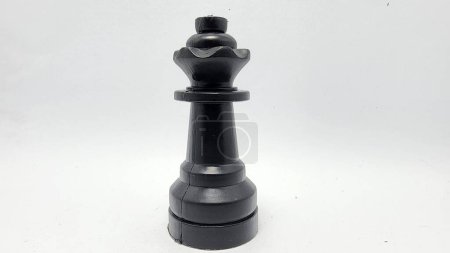 Téléchargez les photos : Pièces d'échecs en plastique, roi des pièces d'échecs, roi blanc, roi noir, jeu d'échecs, fond de pièces de roi d'échecs, Asie Indonésie - en image libre de droit