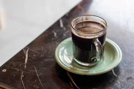 Téléchargez les photos : Fond d'une tasse de café arabica noir le matin, Asie Indonésie - en image libre de droit