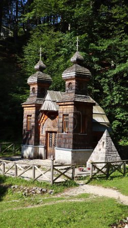 Téléchargez les photos : Photo Chapelle russe, Ruska kapelica Slovénie europe - en image libre de droit