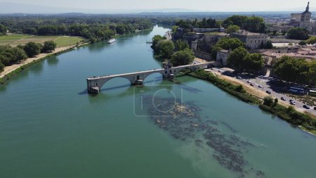 Téléchargez les photos : Drone photo Pont d'Avignon, pont d'Avignon france europe - en image libre de droit