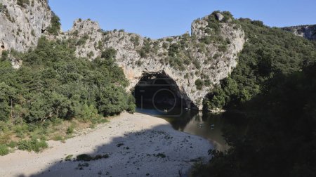 Téléchargez les photos : Drone photo Pont d'arc Ardèche france europe - en image libre de droit