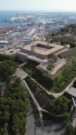 Téléchargez les photos : Drone photo Château de Montjuic, Castell de Montjuic Barcelone Espagne Europe - en image libre de droit