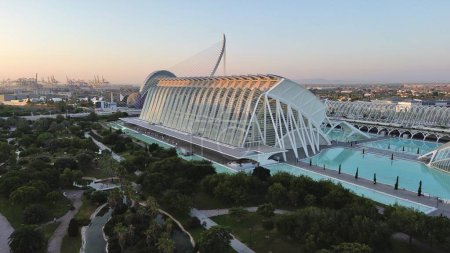 Téléchargez les photos : Drone photo science museum, Museu de les Ciencies Valencia espagne europe - en image libre de droit