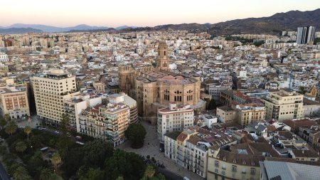 Téléchargez les photos : Drone photo Cathédrale de Malaga, catedral de malaga Espagne europe - en image libre de droit