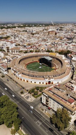 Téléchargez les photos : Drone photo Sevilla arène, Plaza de toros de la Real Maestranza de Caballera de Sevilla Espagne Europe - en image libre de droit