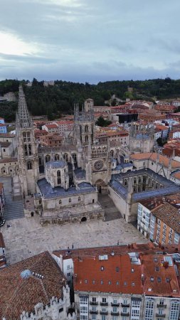 Téléchargez les photos : Drone photo Cathédrale de Burgos, Catedral de Burgos Espagne Europe - en image libre de droit