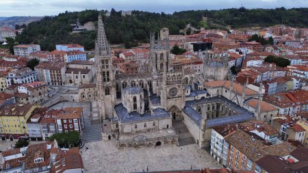 Foto de Drone foto Catedral de Burgos, Catedral de Burgos España Europa - Imagen libre de derechos