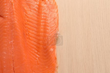 Foto de Filete de salmón de pescado rojo con especias - Imagen libre de derechos