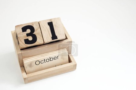 Foto de Calendario perpetuo de madera que muestra el 31 de octubre - Imagen libre de derechos