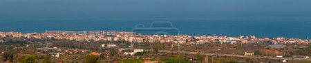 Une vue panoramique de Gzelbahe, une belle ville d'Izmir