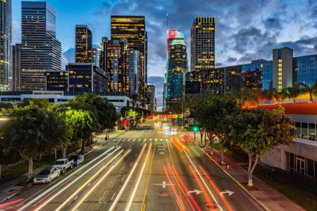 Breathtaking Los Angeles at Evening Hour: Captivating Cityscape and Vibrant Dusk Traffic in Stunning 4K