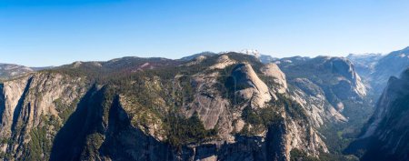 Téléchargez les photos : Panorama majestueux de Yosemite : aperçu 4K de la vallée depuis Tunnel View, embrasser les montagnes iconiques - en image libre de droit