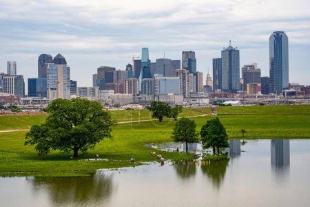 Springtime Serenity: 4K Image of Dallas, Texas, Viewed from the Tranquil Trinity River