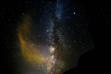 Foto de Danza Celestial: 4K Time-Lapse de la Vía Láctea sobre el Monte. Hood, Oregon, EE.UU. - Imagen libre de derechos