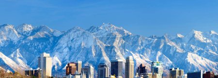 Majestic Salt Lake City: 4K-Panorama mit schneebedecktem Berg