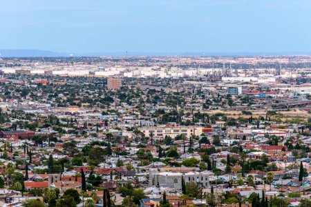 Photo for Borderland Panorama: 4K Panoramic View of El Paso City and Ciudad de Juarez with Mountains and Sky - Royalty Free Image
