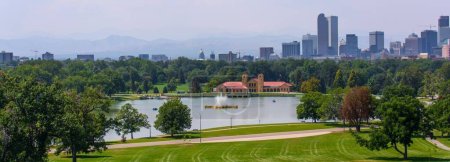  4K-Bild: Denver, Colorado Skyline Blick vom Stadtpark