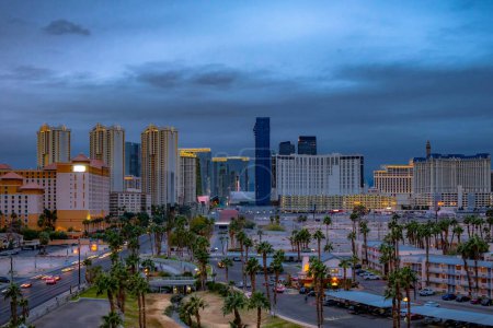 Vegas Vibes : 4K Ultra HD Image de Las Vegas Moody Paysage urbain sur la bande dans la soirée