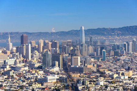 Paysage urbain Majesté : 4K Ultra HD Image De San Francisco Skyline Vue Aérienne Du Quartier Financier Du Centre-Ville