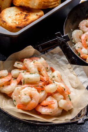 Saboree el sabor: 4K Ultra HD Imagen de Delicious Shrimp Scampi