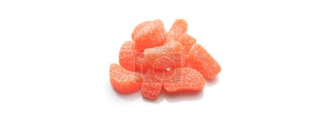Sweet Selection : 4K Ultra HD Image d'une variété de bonbons sur fond blanc