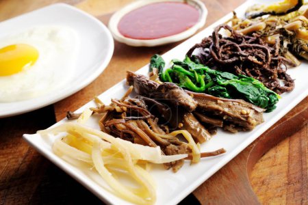 Frische Zutaten für Bi Bim Bap: Koreanische Küche in 4K Ultra HD