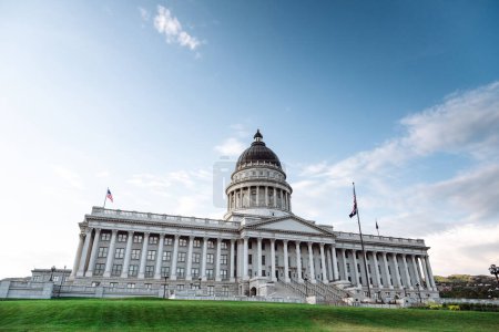 Architekturwunder: Flachbild des Kapitols des Bundesstaates Salt Lake City in 4K Ultra HD