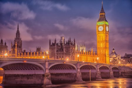  London Majesty: Glorious New Year's Eve at Westminster Bridge and Big Ben in 4K Ultra HD