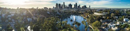 4K Ultra HD Drone imagen: Lago Echo Park y barrio de moda en Los Ángeles
