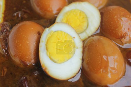 Foto de Un tazón de semur telur. cocina asiática - Imagen libre de derechos