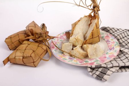 gros plan de la nourriture délicieuse, Ketupat lebaran