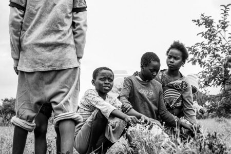 Téléchargez les photos : Abuja, Nigéria - 12 juin 2023 : Portrait d'enfants africains. Random Candid Moments with African Children. Heureux enfant africain. Journée de l'enfant en Afrique. - en image libre de droit