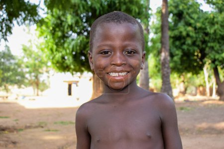 Téléchargez les photos : Karara, État de Nasarawa - 5 mai 2021 : Portrait d'un enfant africain - en image libre de droit