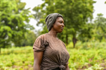 Foto de Talata, Plateau State - junio, 2023: Retrato de una mujer africana - Imagen libre de derechos