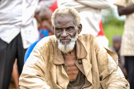 Foto de Talata, Plateau State - junio, 2023: Retrato de un hombre africano mayor - Imagen libre de derechos