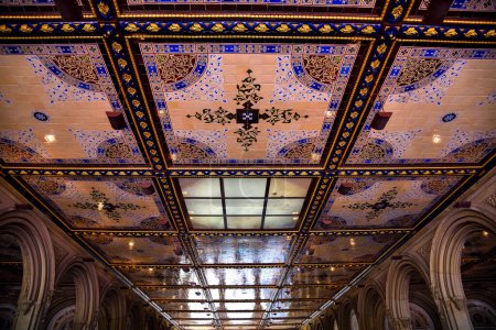 Téléchargez les photos : Le plafond du passage inférieur de la terrasse Bethesda à Central Park - Manhatann, New York - en image libre de droit