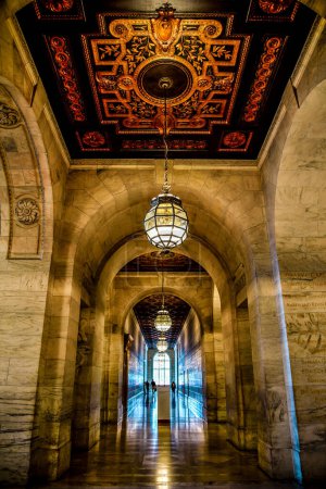 Téléchargez les photos : Couloirs de la bibliothèque publique de New York - Manhattan, New York - en image libre de droit