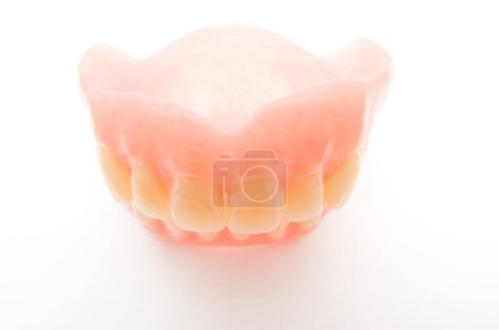 Téléchargez les photos : Modèle d'implant et d'orthodontie pour l'apprentissage d'un modèle d'enseignement montrant des dents - en image libre de droit