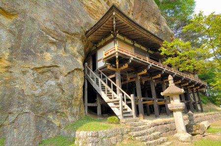 Téléchargez les photos : Vue sur la grotte d'Itarutani au Japon - en image libre de droit