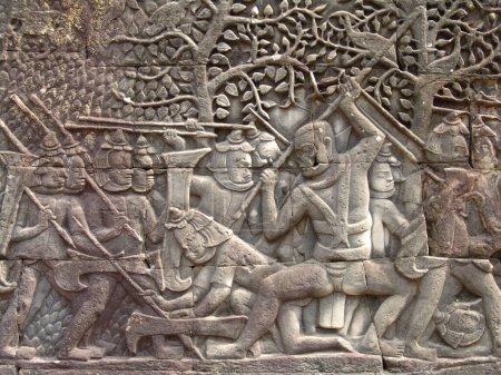 Foto de Estatua de Bajorrelieve de la cultura jemer en Angkor Wat, Camboya - Imagen libre de derechos