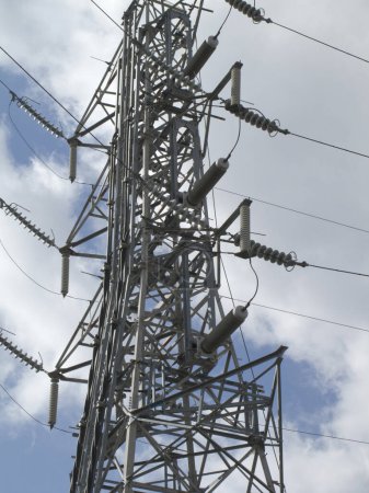 Foto de Torre de transmisión eléctrica de alto voltaje - Imagen libre de derechos