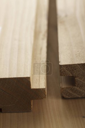 Foto de Pila de tablones de madera, vista de cerca - Imagen libre de derechos