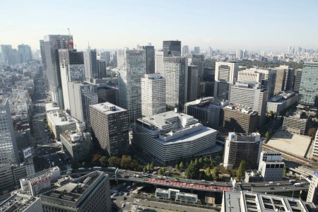 Téléchargez les photos : Architecture moderne dans la ville. Tokyo, Japon - en image libre de droit