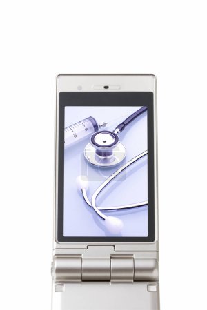 Téléchargez les photos : Stéthoscope sur l'écran du téléphone portable, illustration du concept de soins de santé - en image libre de droit