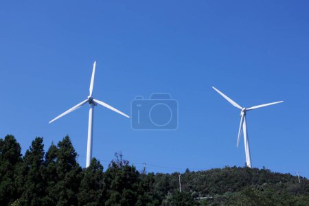 Téléchargez les photos : Production d'énergie éolienne, source d'énergie renouvelable - en image libre de droit