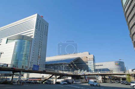 Téléchargez les photos : Bâtiments modernes à Osaka, Japon - en image libre de droit