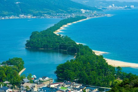 Téléchargez les photos : Vue aérienne de Amanohashidate, Kyoto, Japon - en image libre de droit